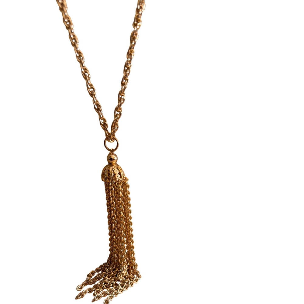 Vintage Gold Tone Long Rope Chain Tassel Pendant Necklace Opera Length